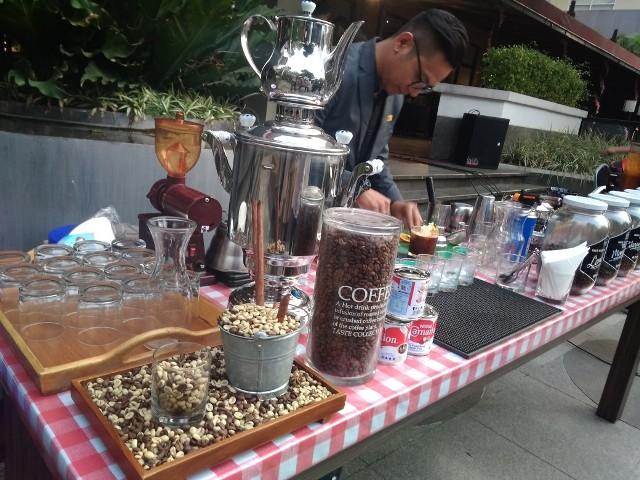 Menikmati Mixologi Coffee di Bandung