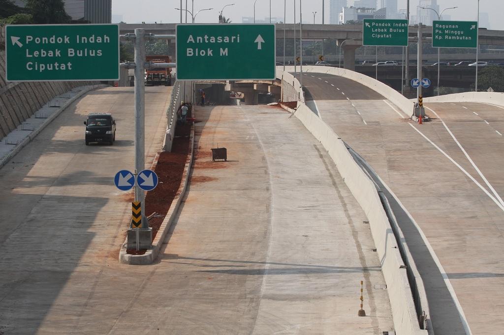 Tol Depok - Antasari Kurangi Kepadatan Tol Jagorawi