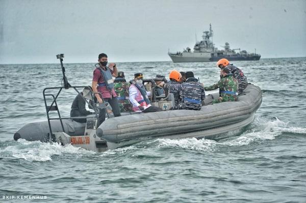 Titik Lokasi Jatuhnya Pesawat Ditemukan