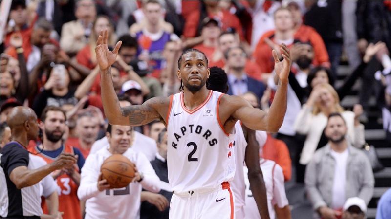 Kawhi Leonard Diminta Tetap di Raptors