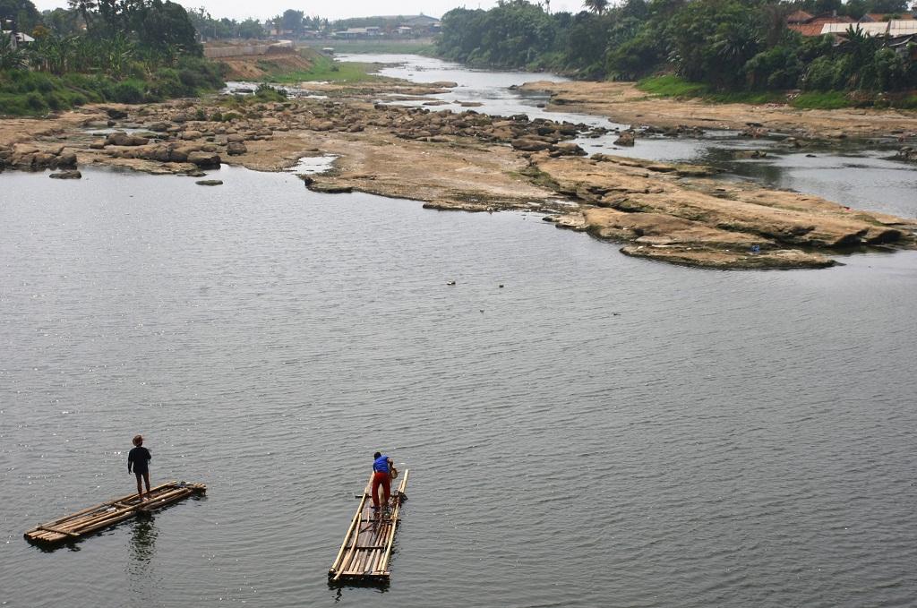 Sungai Cisadane Kekeringan