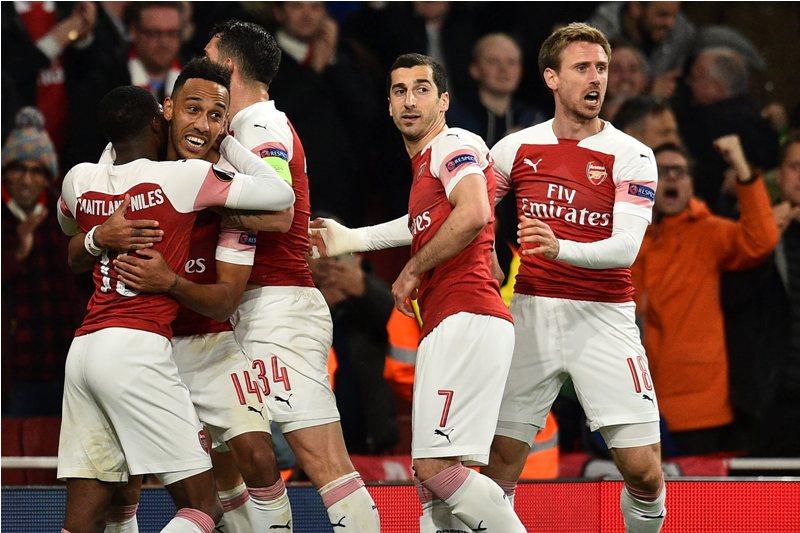 'The Gunners' Tetap Waspada