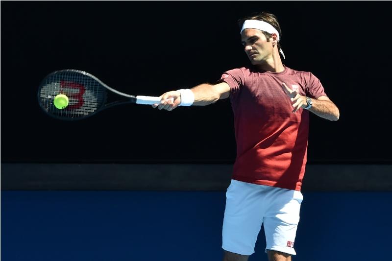 Federer Harap Murray Bertahan