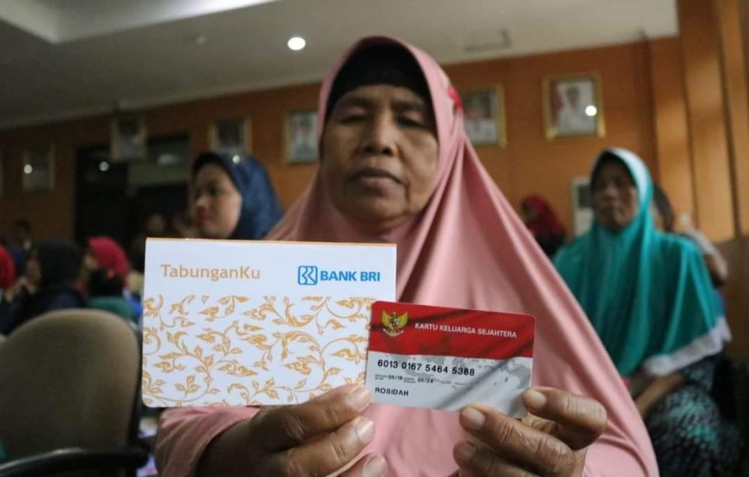 Warga Kepulauan Dapat Bantuan Pangan