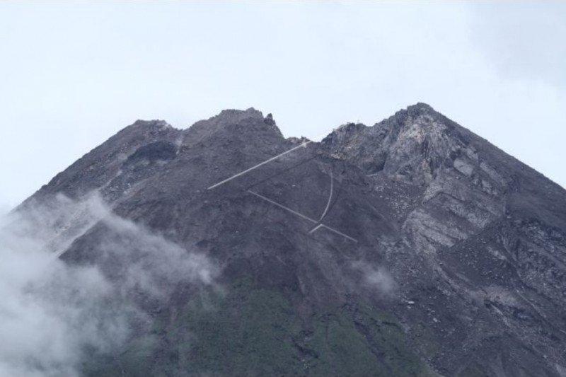 BPPTKG: Volume Kubah Lava Gunung Merapi Capai 46.766 Meter Kubik