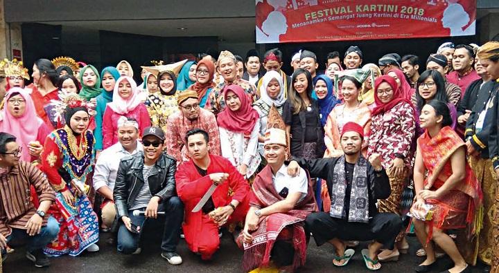 Hari Kartini, Karyawan Milenial Bayarind Berkebaya