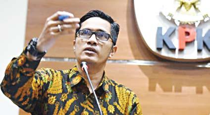 KPK Minta Roy Suryo Kembalikan Barang Milik Negara