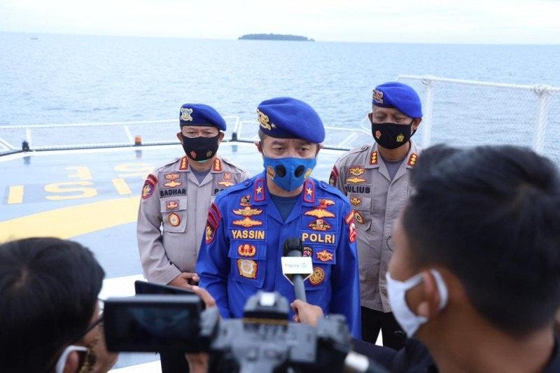 Polairud Kerahkan 6 Kapal Patroli dan 4 Helikopter Mencari Korban Sriwijaya Air