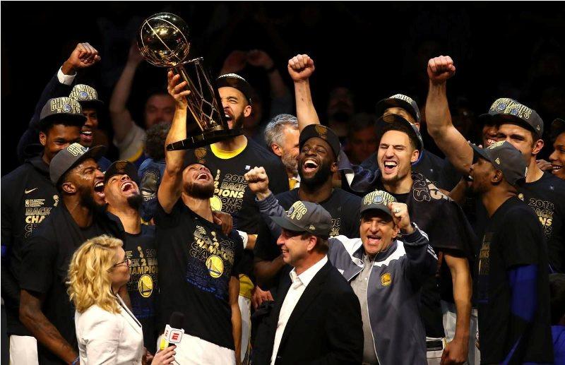 Warriors Kembali Dijagokan Rajai NBA Musim Depan