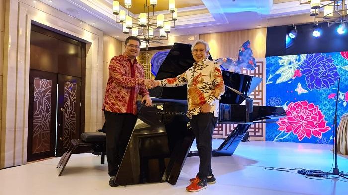 Ananda Sukarlan Bangga Kenalkan Piano Konser Produk Dalam Negeri