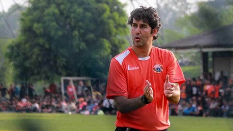 Persija Menatap Gelar