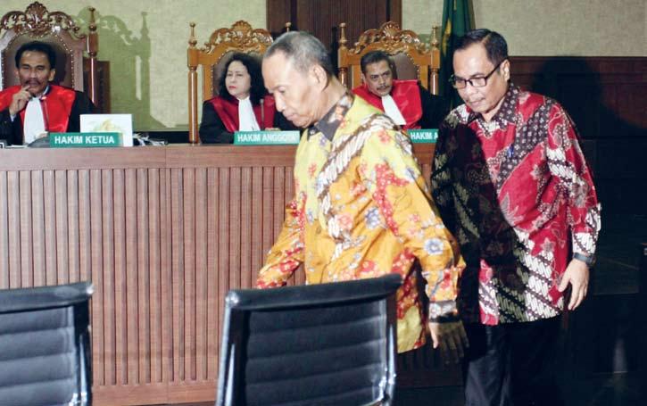 Irman dan Sugiharto Divonis 7 Tahun dan 5 Tahun Penjara