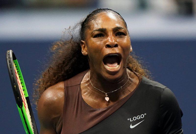 Serena ke Semifinal