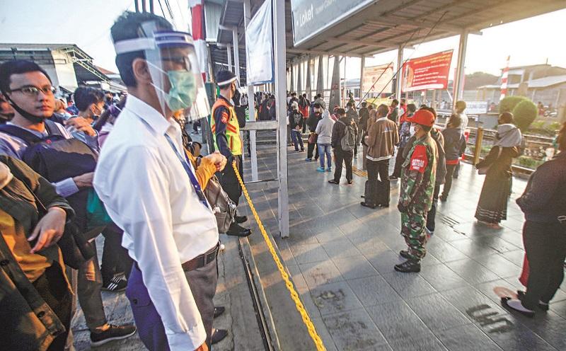 ANTRE DI STASIUN BOJONG GEDE