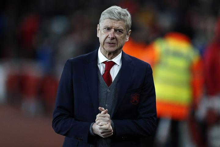 Arsene Wenger Dalam Tekanan