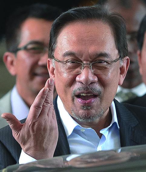 Anwar Ibrahim Laporkan Aset Pribadi ke KPK Malaysia