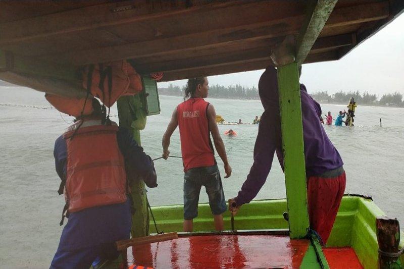 Kapal Nelayan Tenggelam di Perairan Laut Jawa