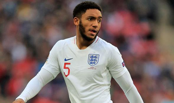 Operasi Lutut, Joe Gomez Bakal Absen Lama di Liverpool