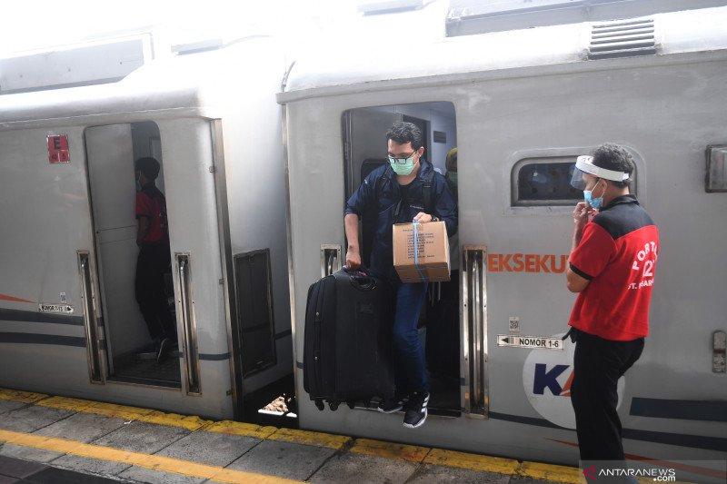 Kereta ke Yogyakarta Terganggu Akibat Putusnya Jembatan di Brebes