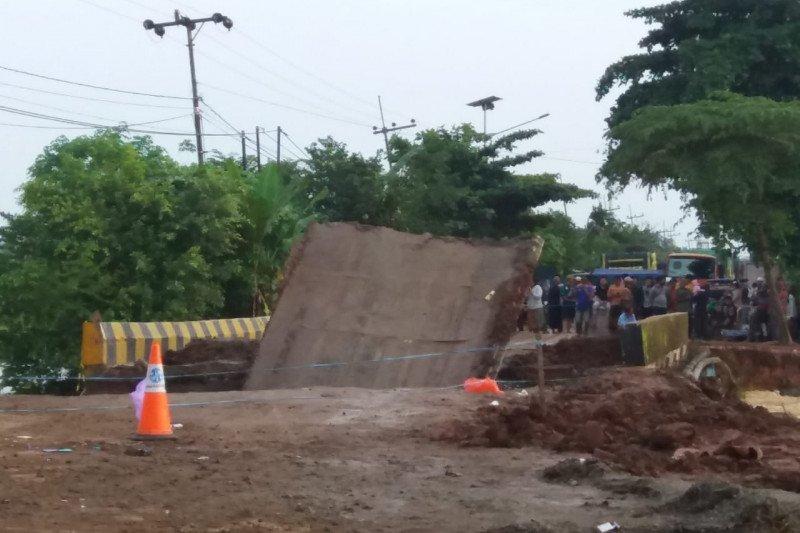 Jembatan Mataraman Kembali Putus Jalur Trans Kalsel-Kaltim Lumpuh