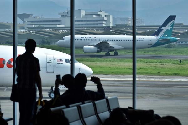 Kembangkan Tiga Bandara di Joglosemar