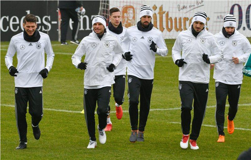 Jerman Sempurnakan Persiapan ke Russia