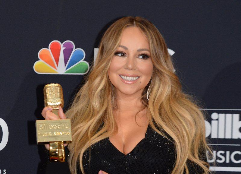 Mariah Carey Dianugerahi Icon Award di BMA 2019