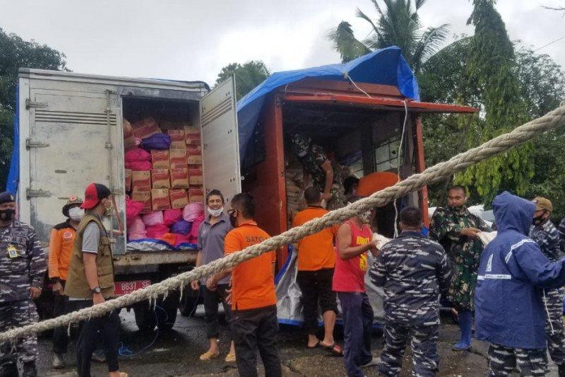 BPBD Majene Gunakan Helikopter Salurkan Bantuan ke Daerah Terisolasi