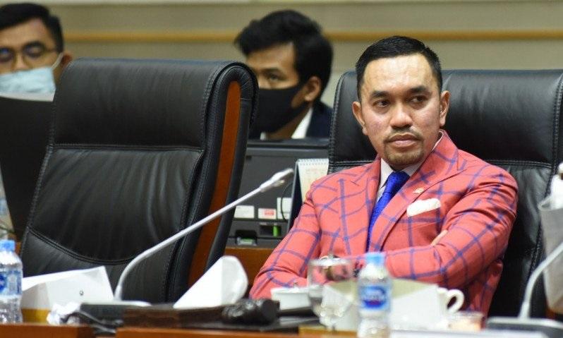 Wakil Ketua Komisi III DPR Nilai Minuman Beralkohol Belum Perlu Diatur dalam UU