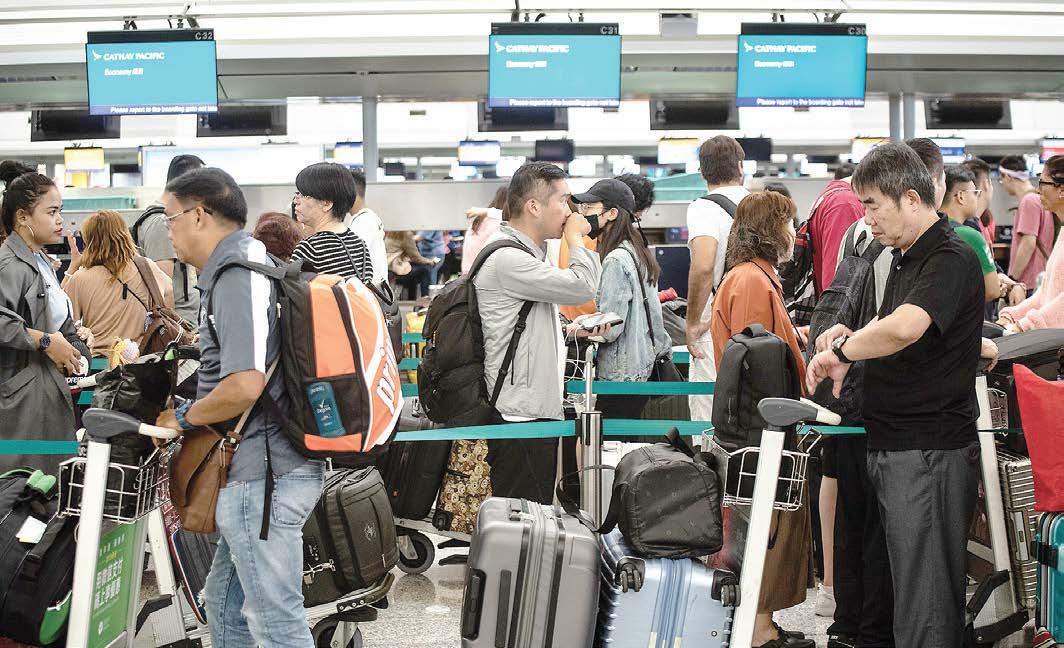Bandara Dibuka, 13 Pekerja Indonesia Kembali ke Tanah Air