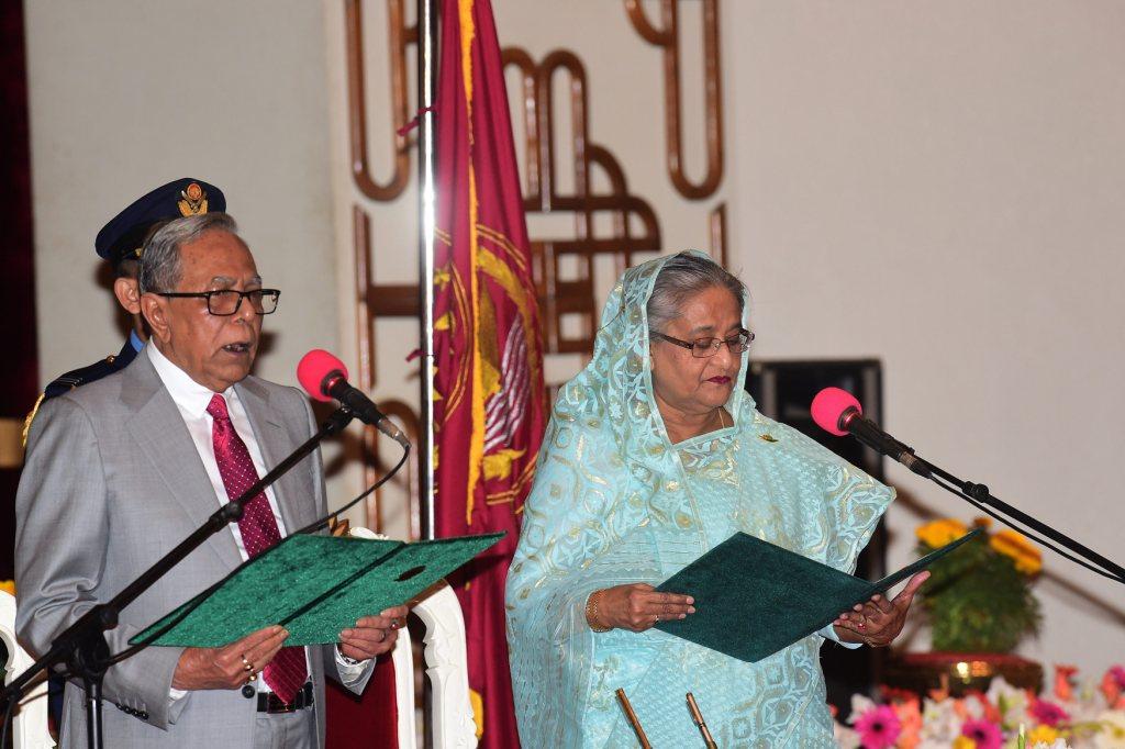 Sheikh Hasina Dilantik sebagai PM Bangladesh
