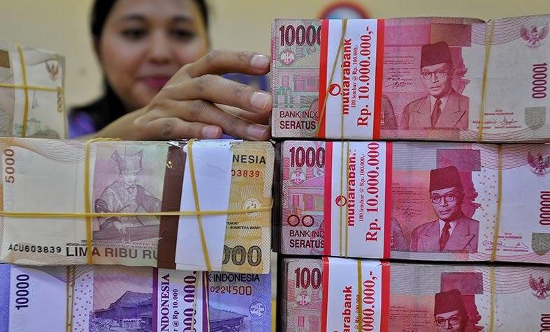 Rupiah Kamis Pagi Melemah 10 Poin