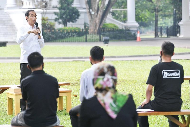 Presiden Berharap Omzet Pedagang Mikro Segera Normal Kembali