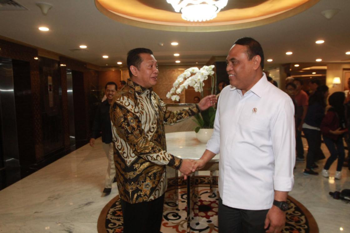 Ketua DPR Dukung Pemerintahan Jokowi Reformasi Total Birokrasi