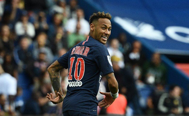 Neymar Tegaskan Tetap Bersama PSG