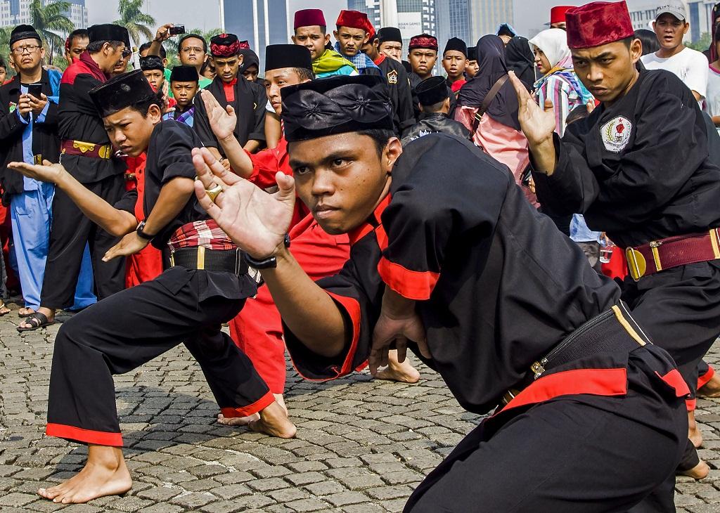 Menggelorakan Pencak Silat Betawi di Monas