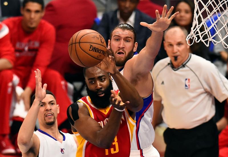 Rockets Rebut Gim Ketiga Atas Warriors