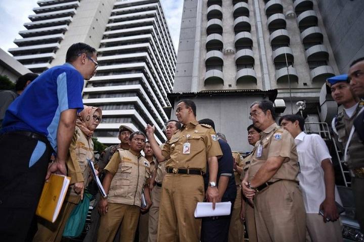 Gedung Banyak Sedot Air Tanah