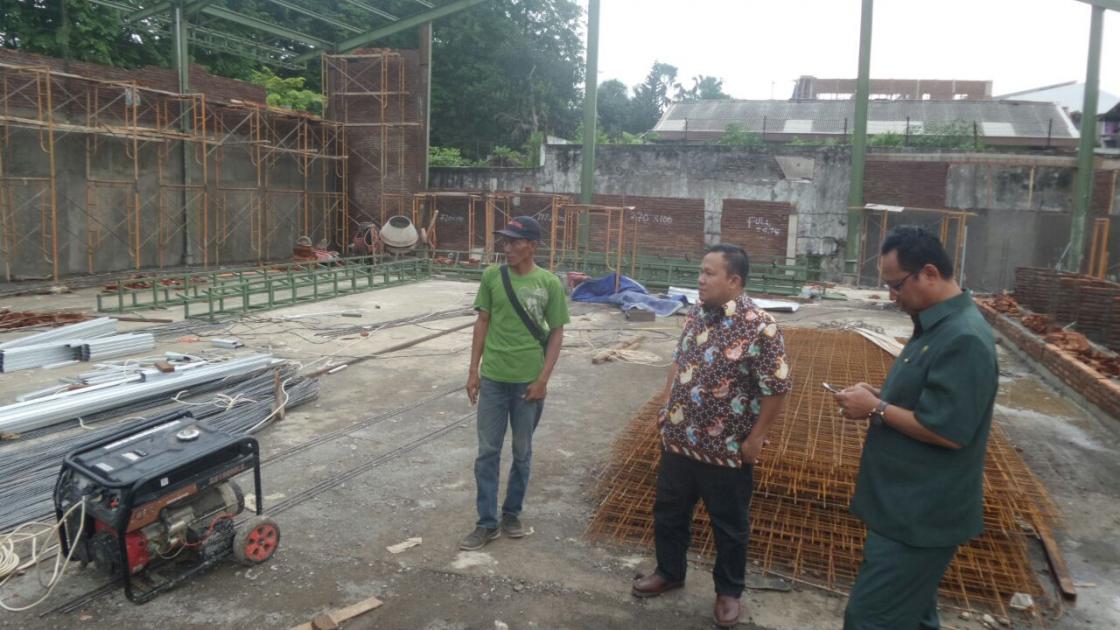 Hilangkan Kesan Kumuh dari Pasar Tradisional