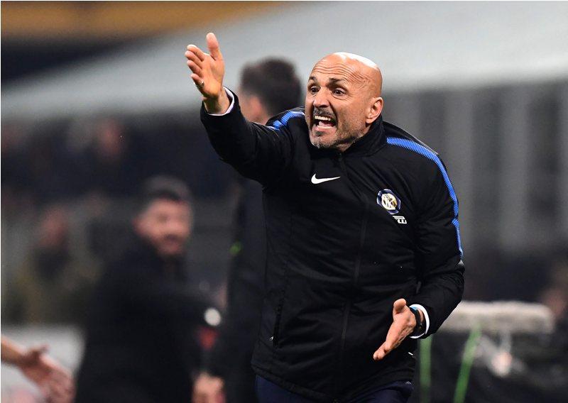 Inter Milan Incar Kemenangan Pertama