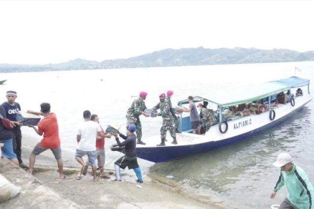 Lantamal VI Salurkan Bantuan Korban Gempa Sulbar di Desa Terisolir