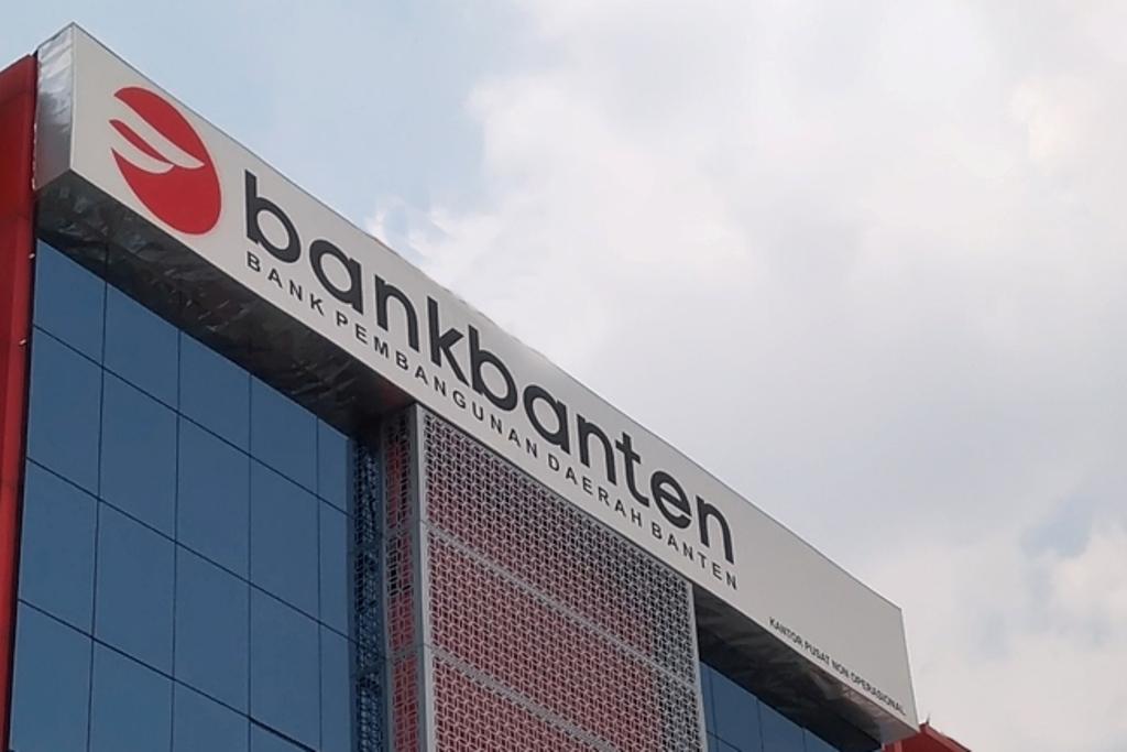 Bank Banten Raih Penghargaan Transaksi Terbaik