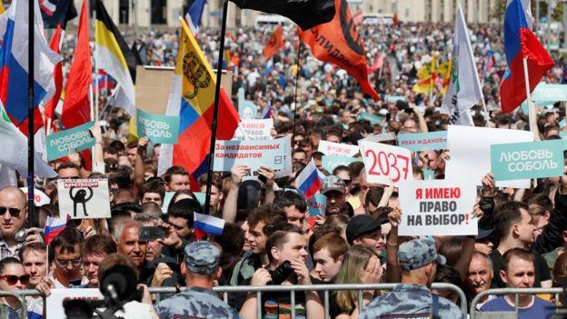 Demonstran Tuntut Pemilu Jujur dan Bebas di Moskwa