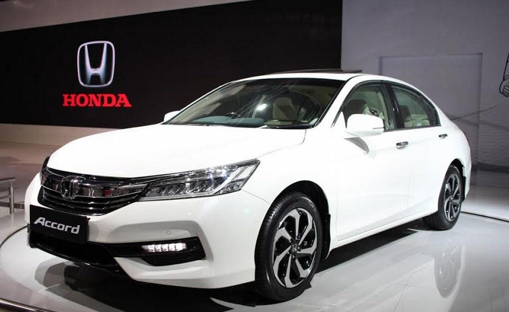 Sedan Hibrida dengan Tiga Mode Sumber Tenaga