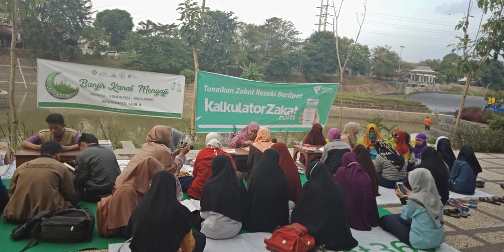 'Ngaji Bareng' Sambil Menunggu Buka Puasa