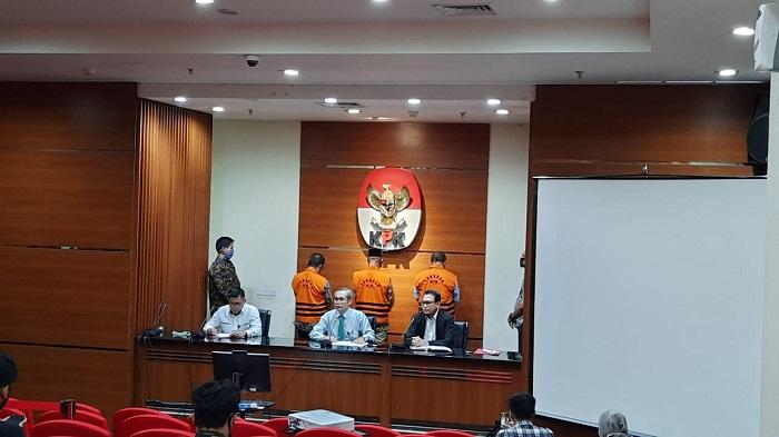 KPK Perpanjang Penahanan 3 Pimpinan DPRD Jambi