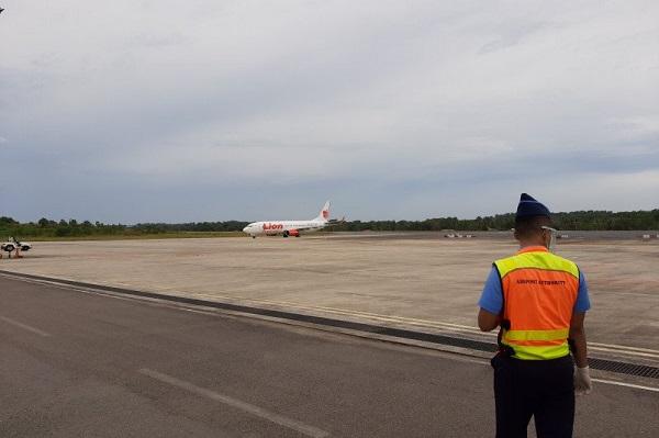 Penerbangan di Bandara Tanjungpinang Tertunda Akibat Cuaca Buruk