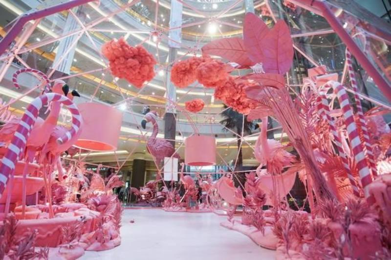 Nuansa Pink Paradise Warnai Natal di Pacific Place Mall