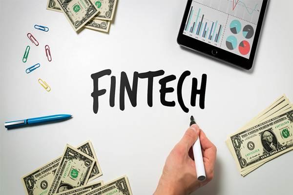 Masyarakat Waspadai Tawaran Fintech Ilegal