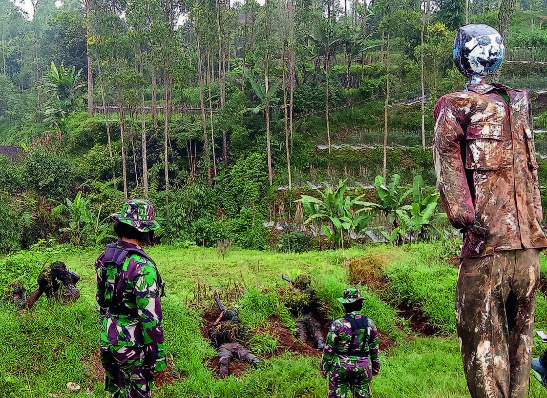 Menguji Ketangguhan Korps Wanita Angkatan Darat